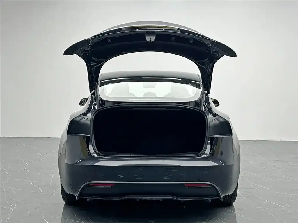 Tesla Model 3 2025 из CN, фото 3