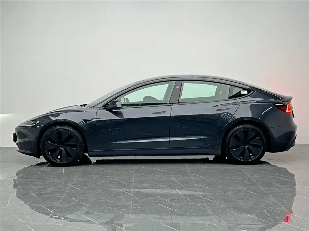 Tesla Model 3 2025 из CN, фото 8