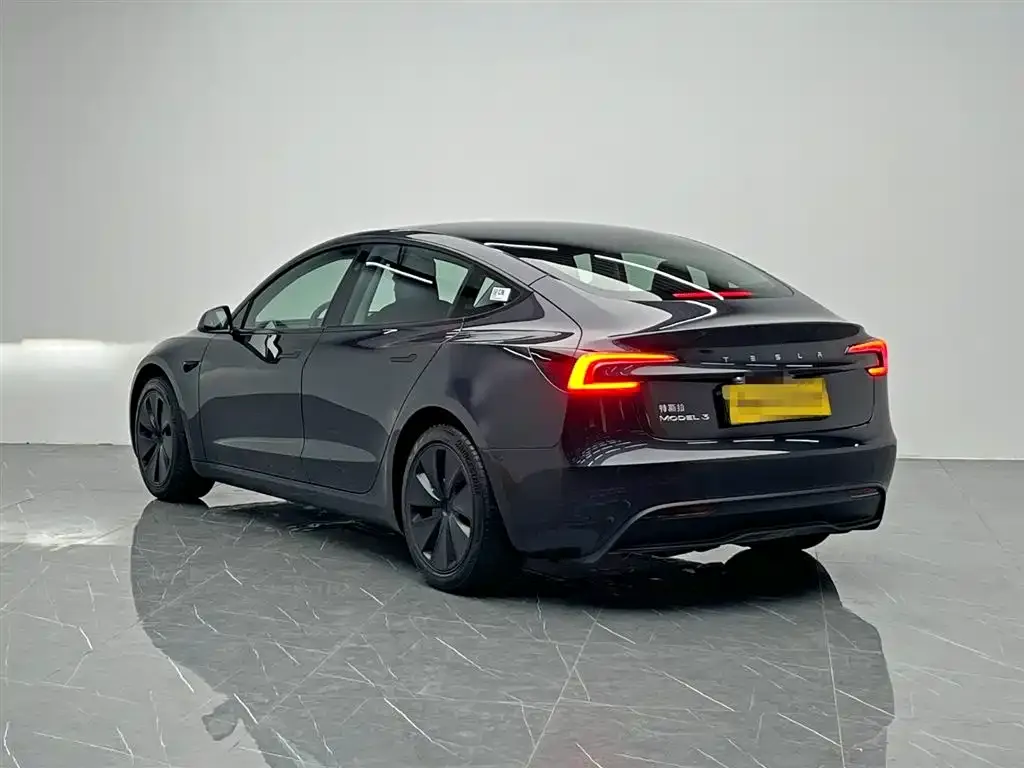 Tesla Model 3 2025 из CN, фото 7
