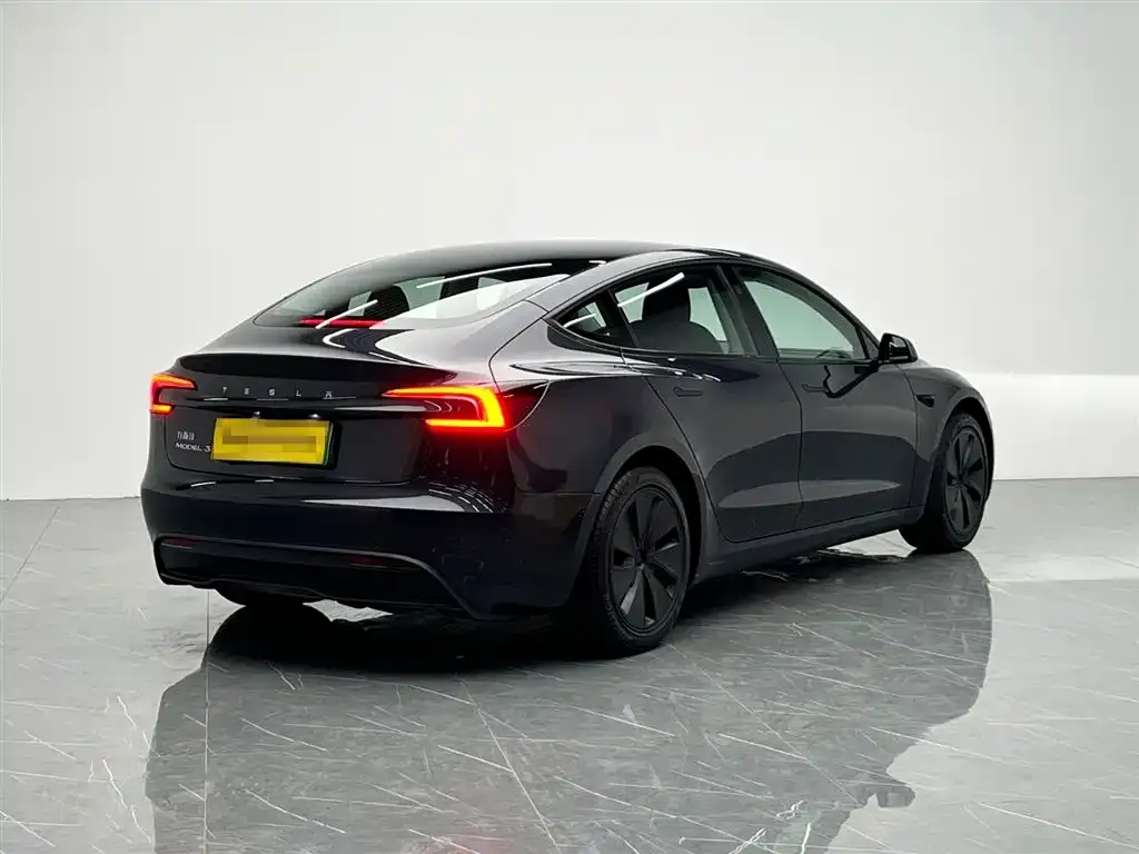 Tesla Model 3 2025 из CN, фото 10