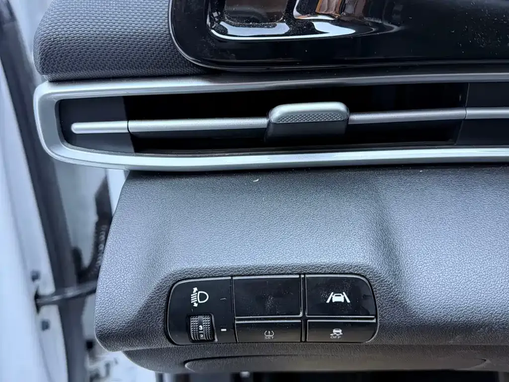Hyundai Elantra 2021 из CN, фото 8