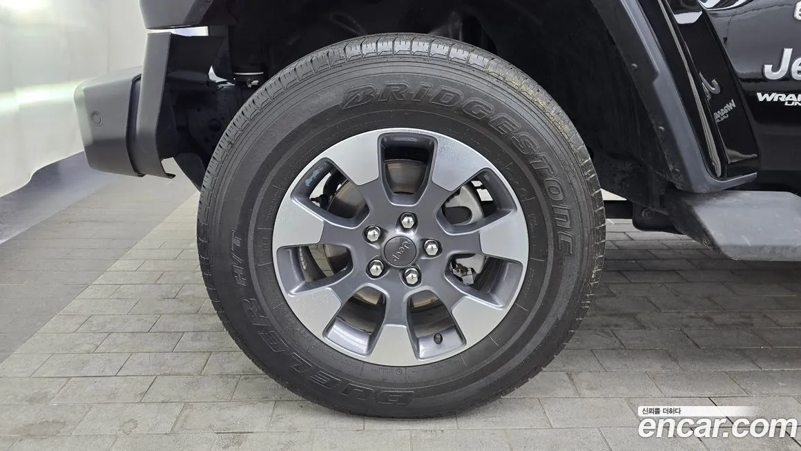 Jeep Wrangler 2022 из KR, фото 9