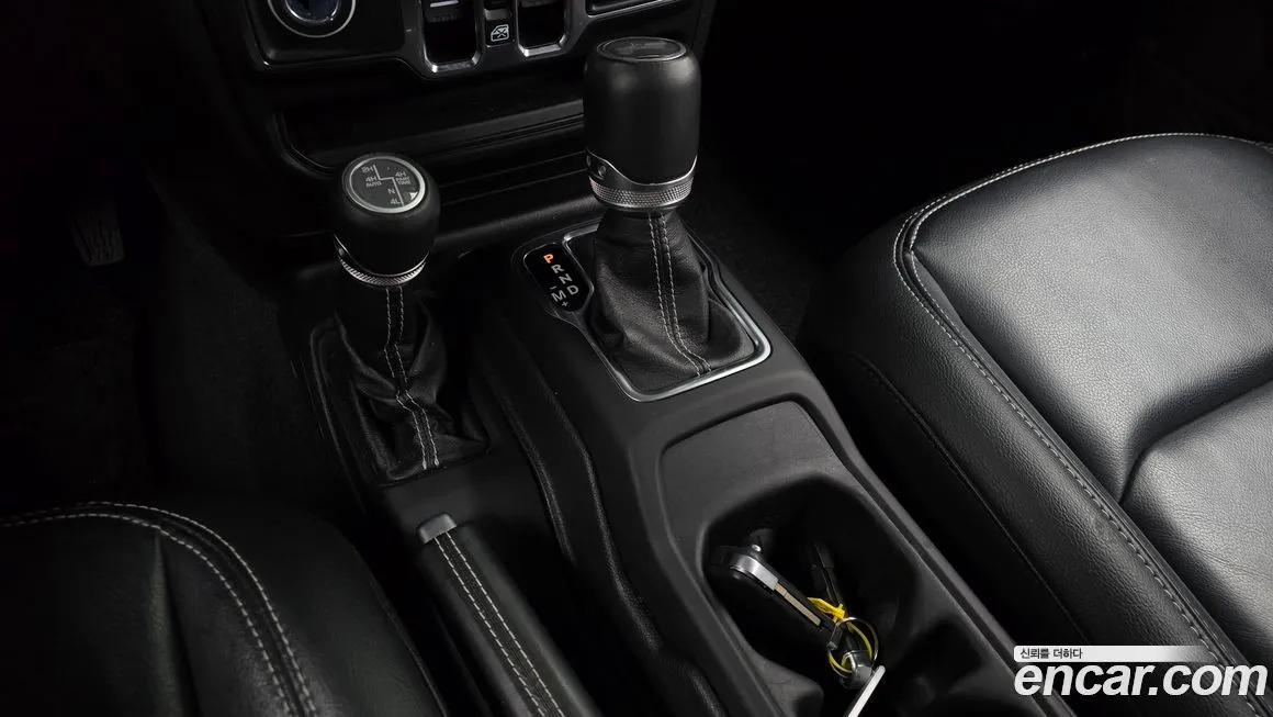 Jeep Wrangler 2022 из KR, фото 7