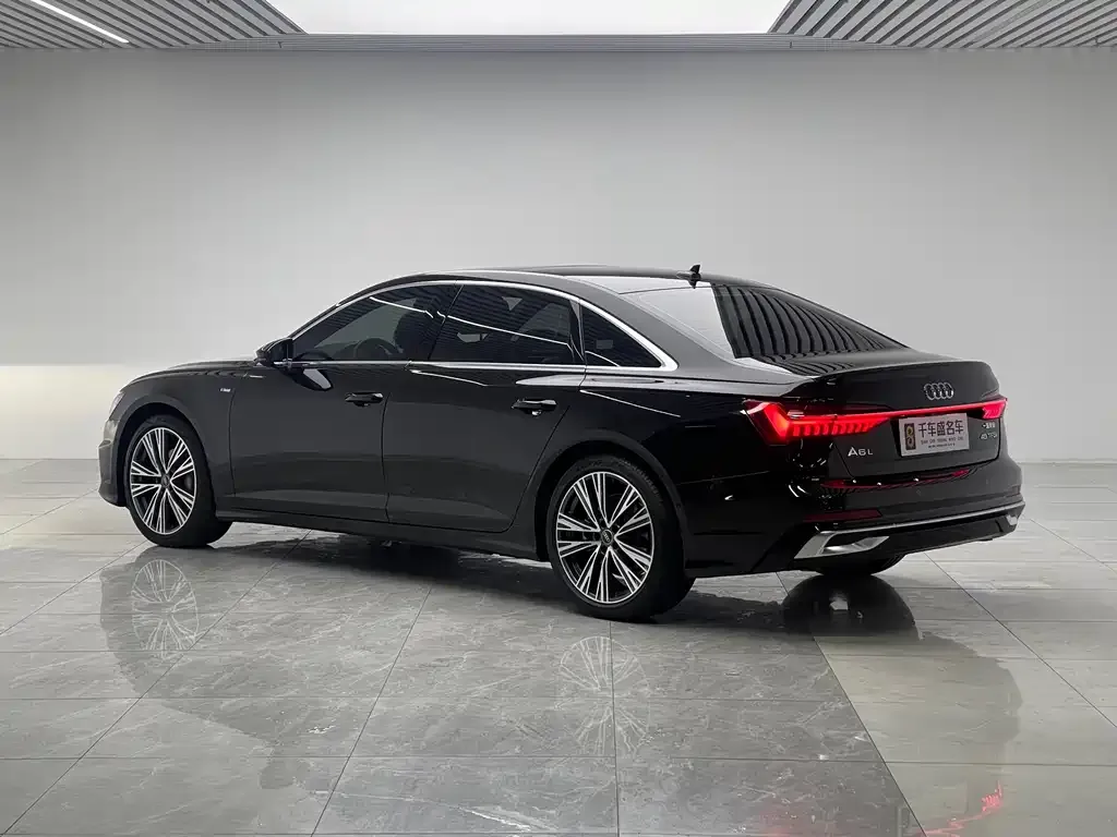 Audi A6L 2025 из CN, фото 8