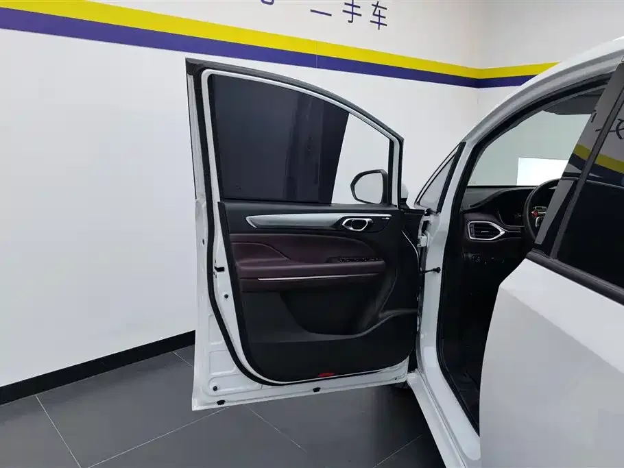 GAC Motor Trumpchi M6 2023 из CN, фото 2