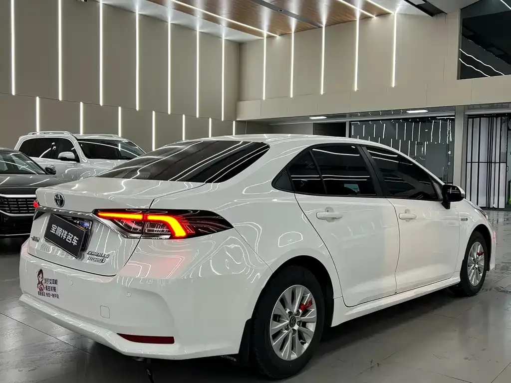 Toyota Corolla 2024 из CN, фото 8