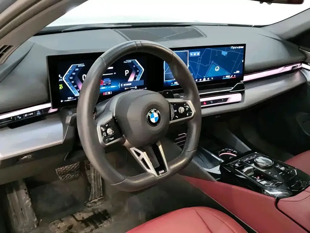 BMW 5 Series 2025 из CN, фото 4