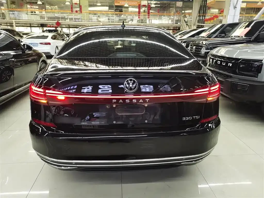 Volkswagen Passat 2023 из CN, фото 6