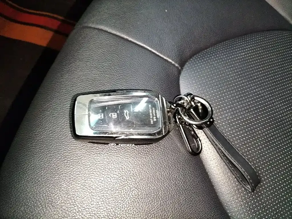 Toyota Camry 2024 из CN, фото 9