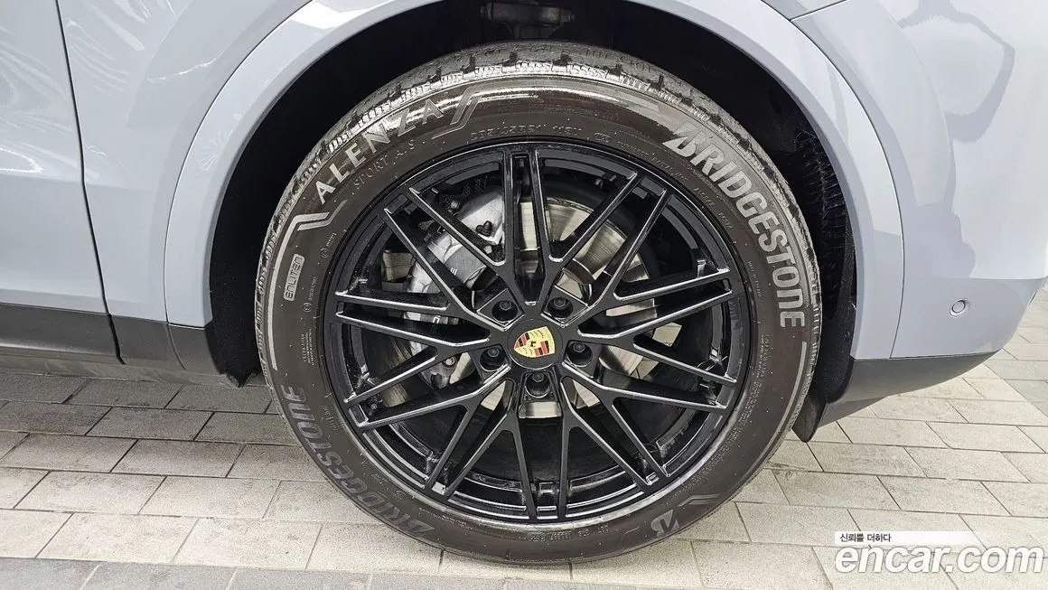 Porsche Cayenne 2024 из KR, фото 9