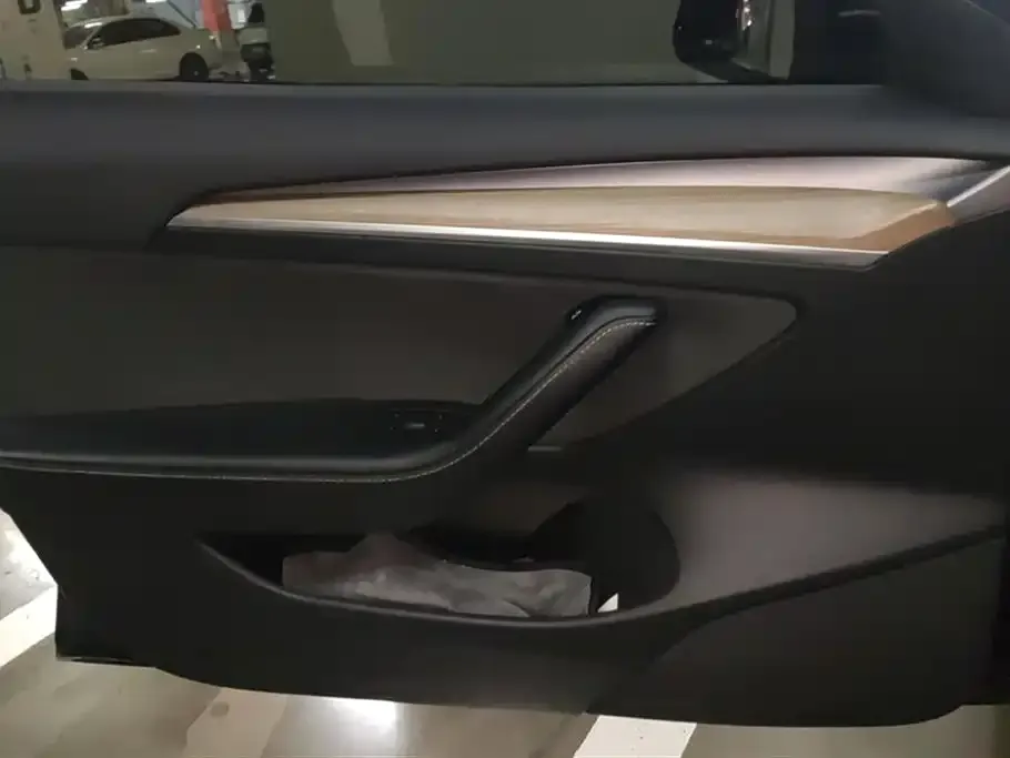 Tesla Model 3 2023 из CN, фото 3