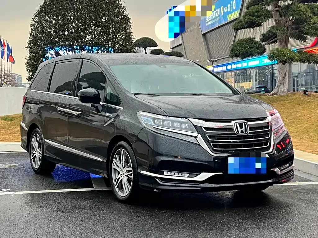 Honda Elysion 2021 из CN, фото 8