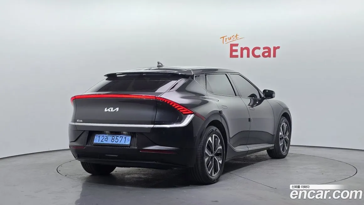 Kia EV6 — фото 4