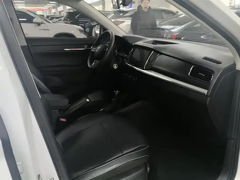 Skoda Kamiq 2023 из CN, фото 9