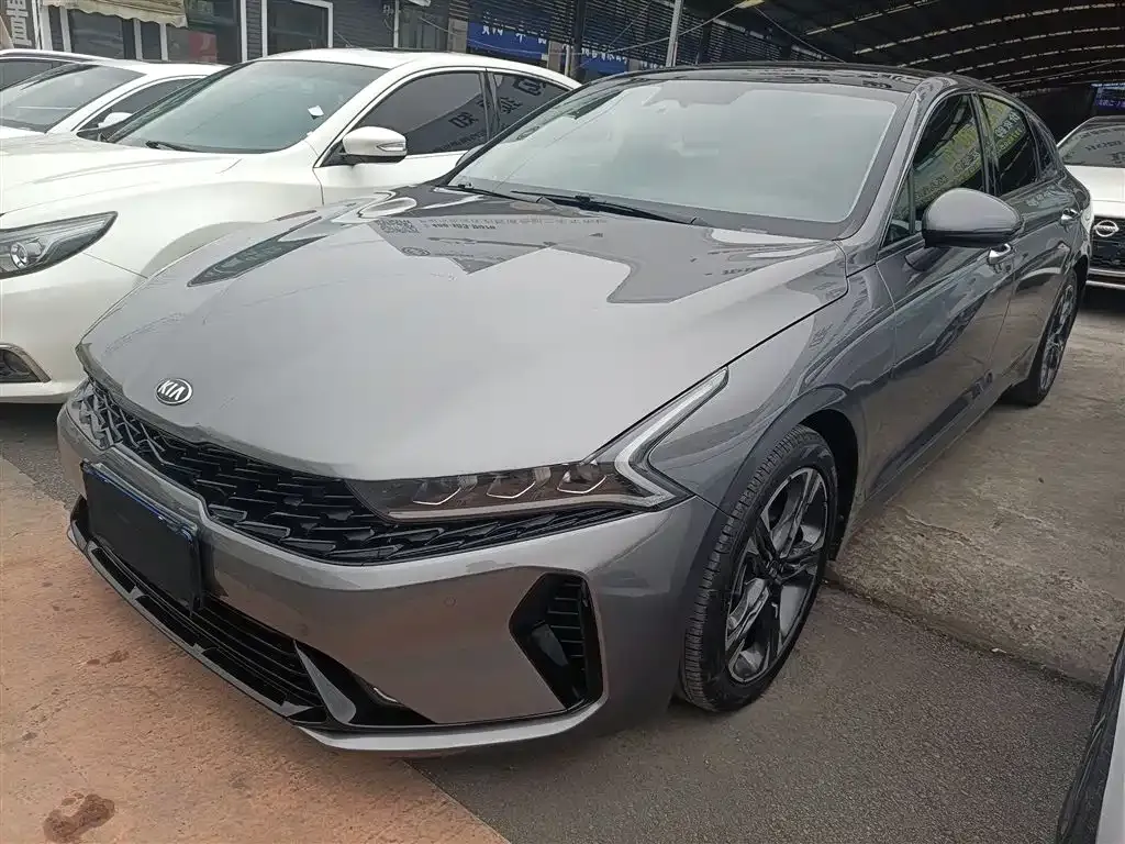 Kia K5 2021 из CN, фото 1