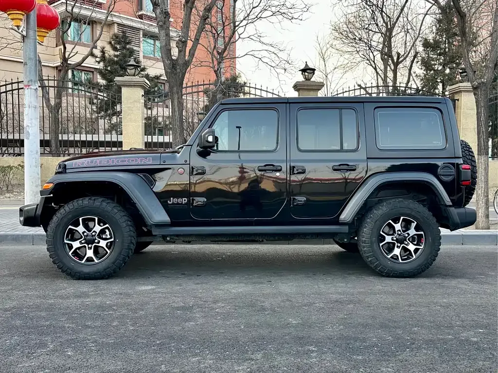 Jeep Wrangler 2022 из CN, фото 10