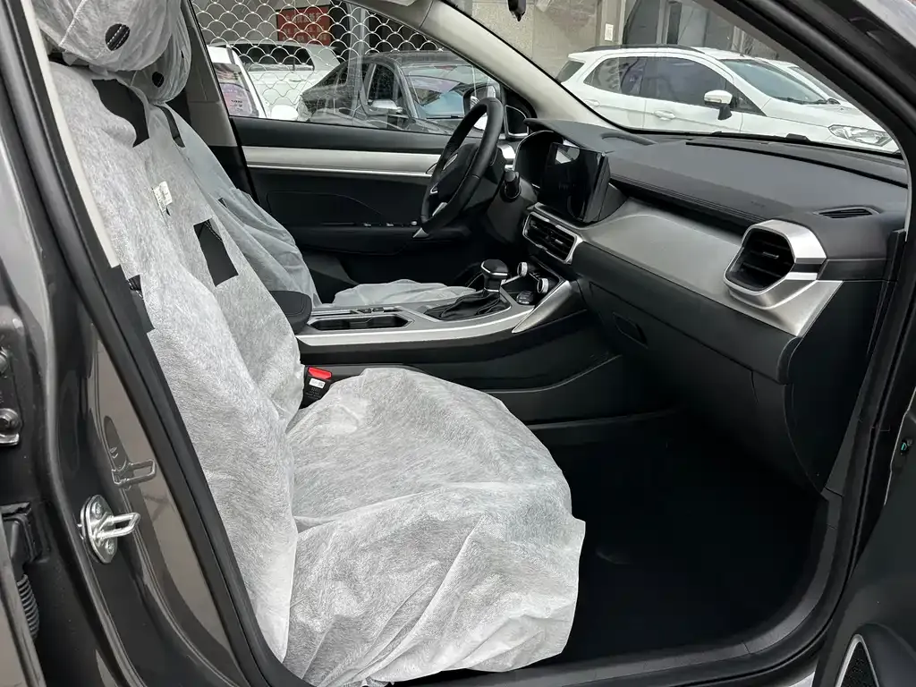 Geely Binyue 2026 из CN, фото 10