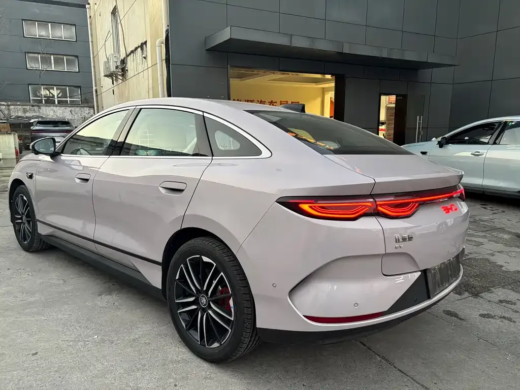 BYD Qin L 2025 из CN, фото 8
