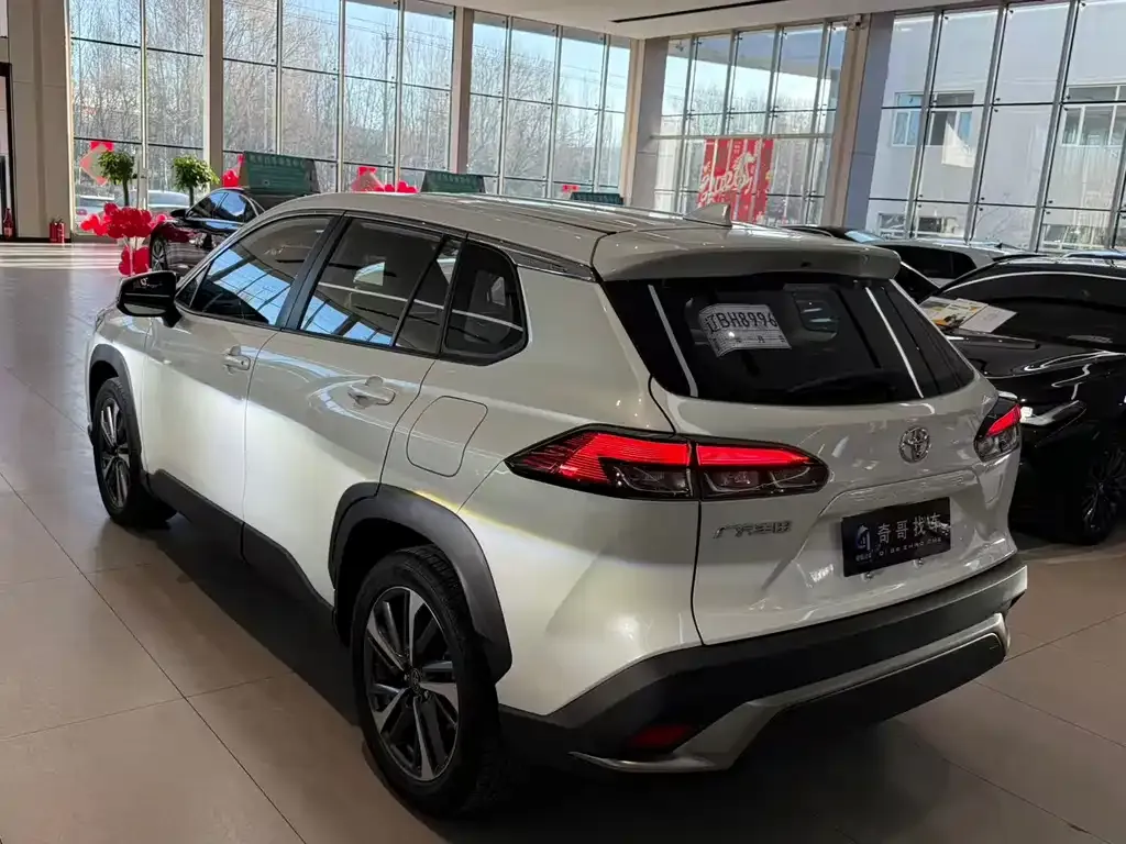 Toyota Frontlander 2022 из CN, фото 4