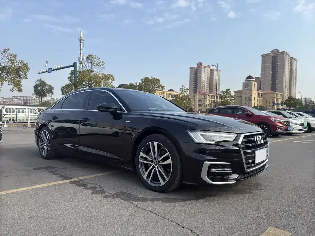 Audi A6L 2024 из CN, фото 9