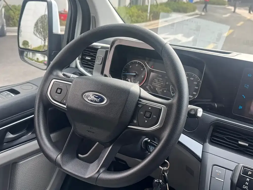 Ford Transit 2023 из CN, фото 7