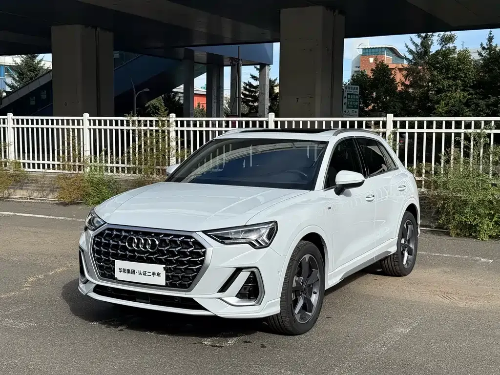 Audi Q3 2024 из CN, фото 1
