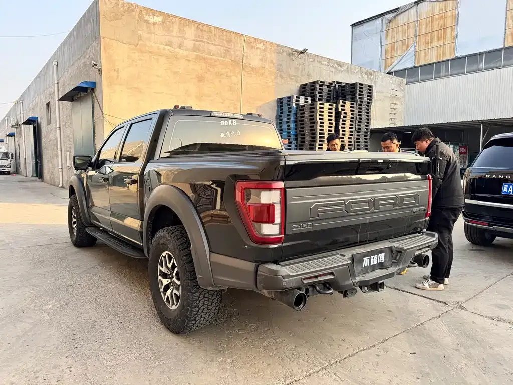 Ford F-150 Raptor — фото 4