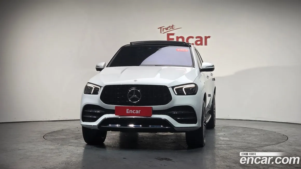 Mercedes-Benz GLE-Class — фото 5