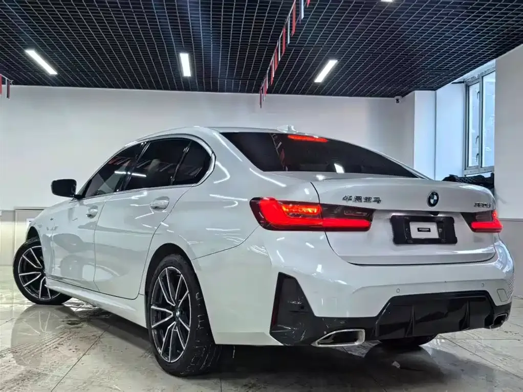 BMW 3 Series 2023 из CN, фото 3
