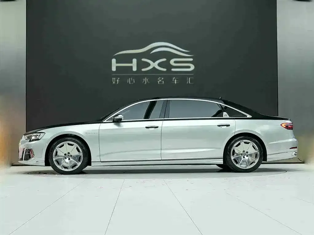 Audi A8 2022 из CN, фото 6