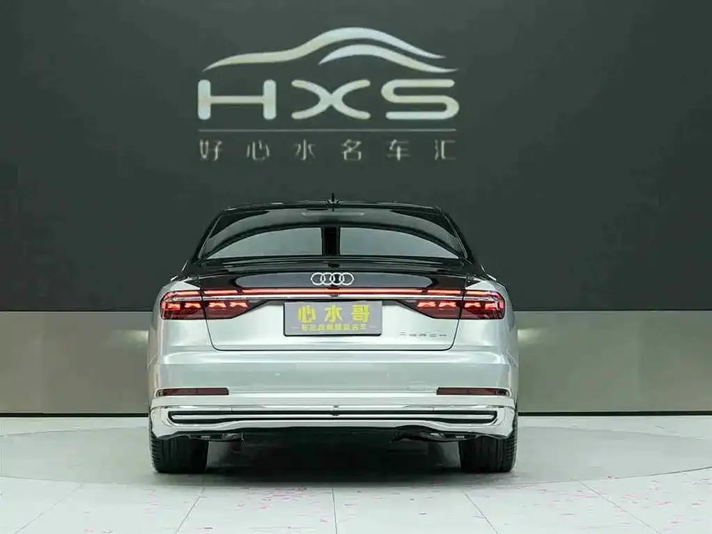 Audi A8 2022 из CN, фото 2