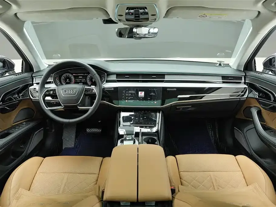 Audi A8 2022 из CN, фото 9