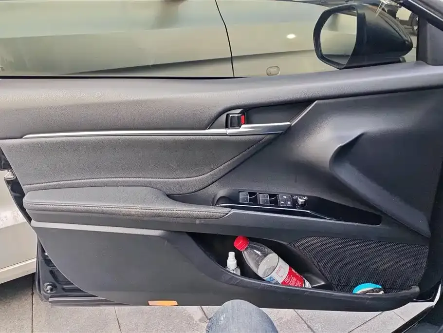 Toyota Camry 2021 из CN, фото 4