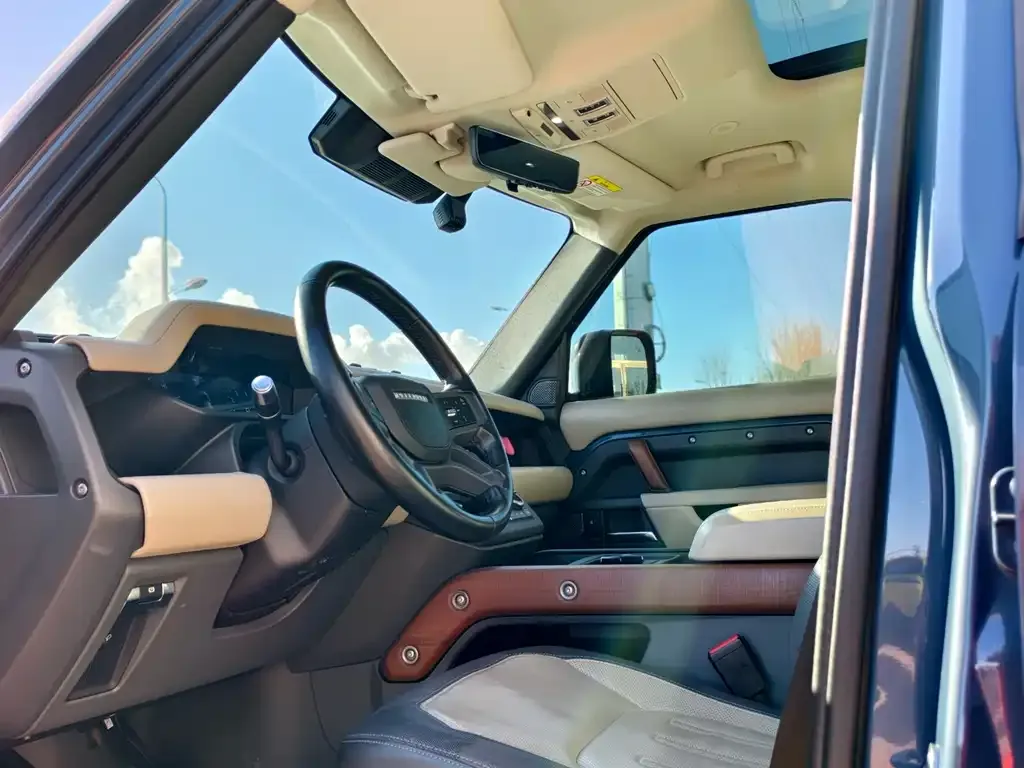 Land Rover Defender 2021 из CN, фото 3