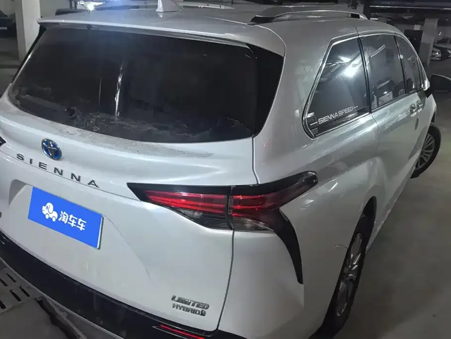 Toyota Sienna 2022 из CN, фото 7