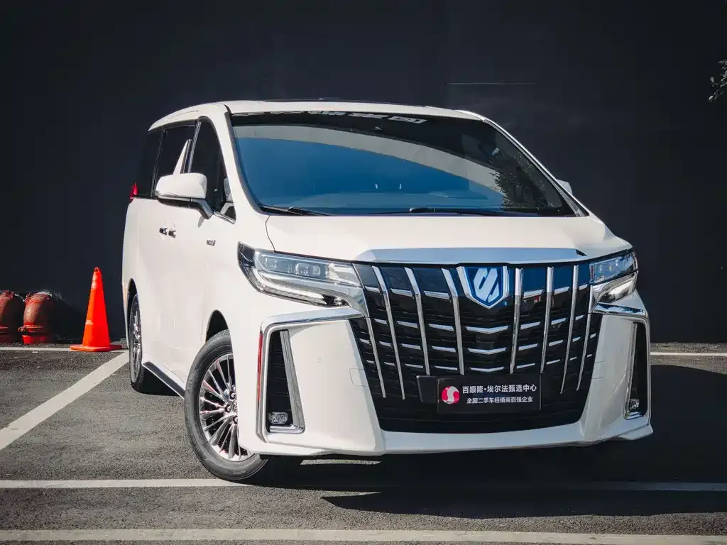 Toyota Alphard 2022 из CN, фото 8