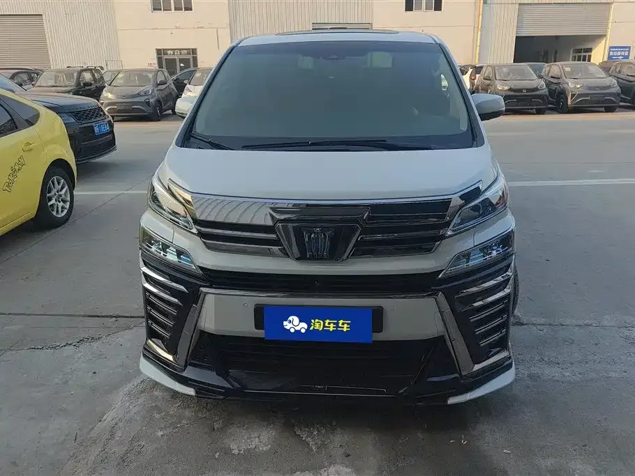 Toyota Vellfire 2023 из CN, фото 9