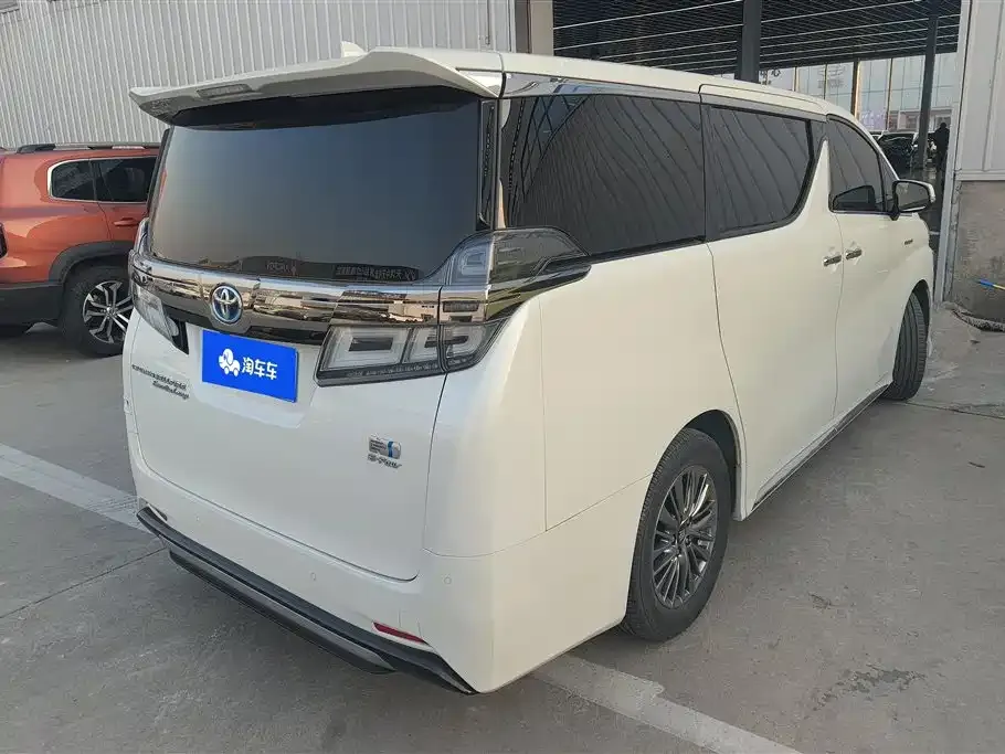 Toyota Vellfire 2023 из CN, фото 3