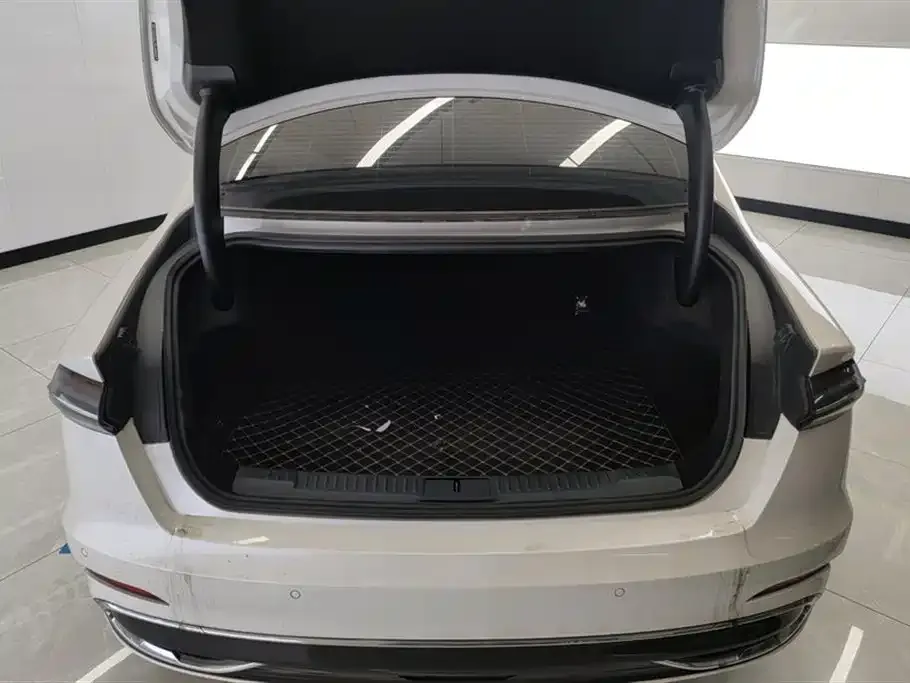 Lincoln Z 2024 из CN, фото 7