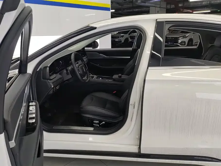 Lincoln Z 2024 из CN, фото 3