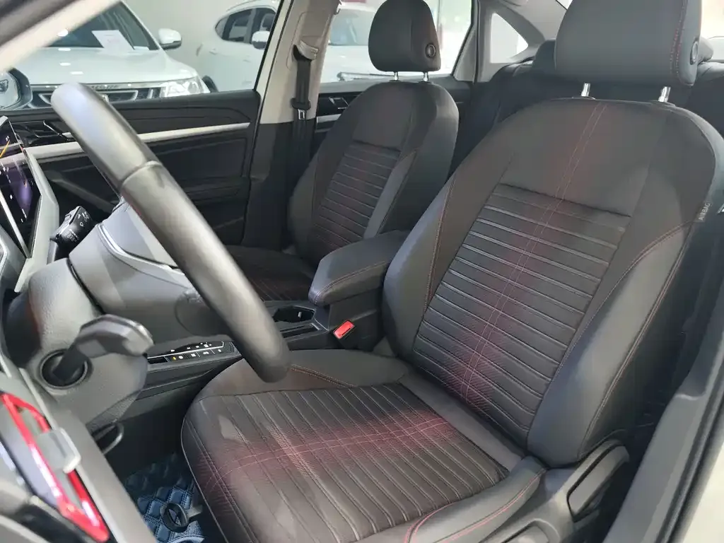 Volkswagen Lavida 2023 из CN, фото 4