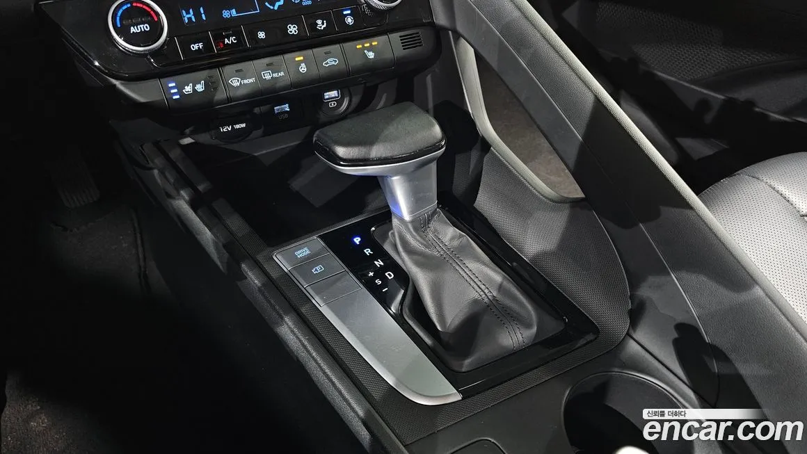 Hyundai AVANTE — фото 3