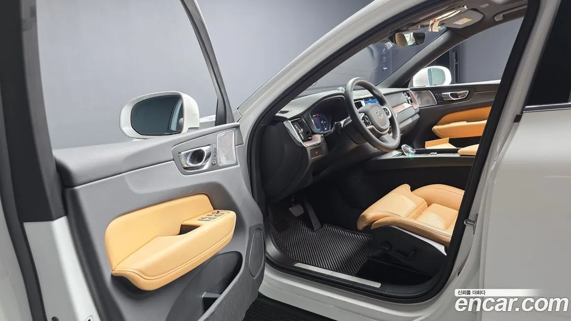 Volvo XC60 2025 из KR, фото 4