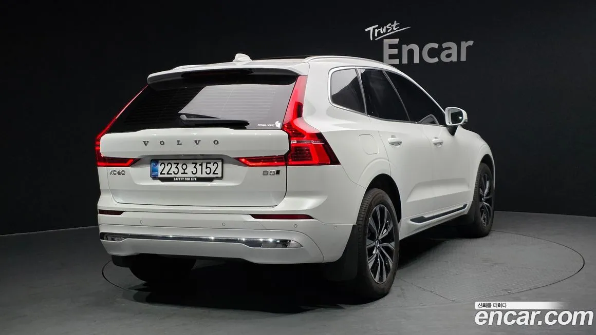 Volvo XC60 2025 из KR, фото 10