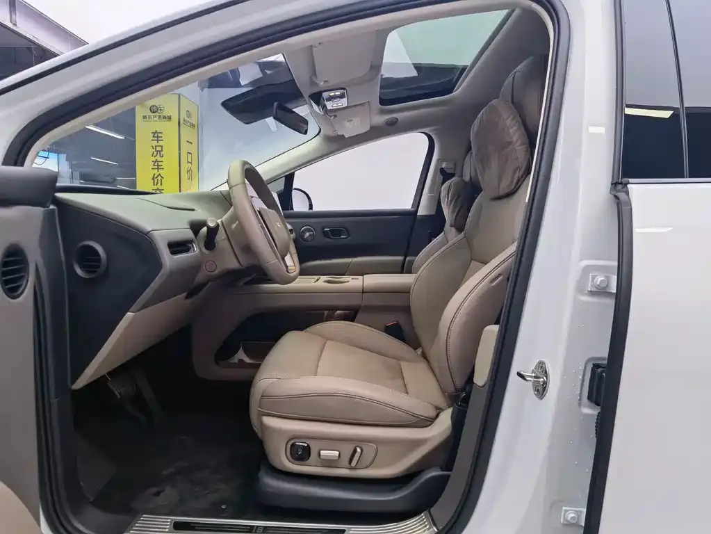 Li Auto i8 2025 из CN, фото 5