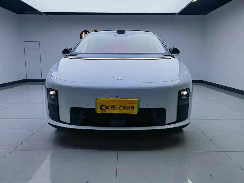 Li Auto i8 2025 из CN, фото 2