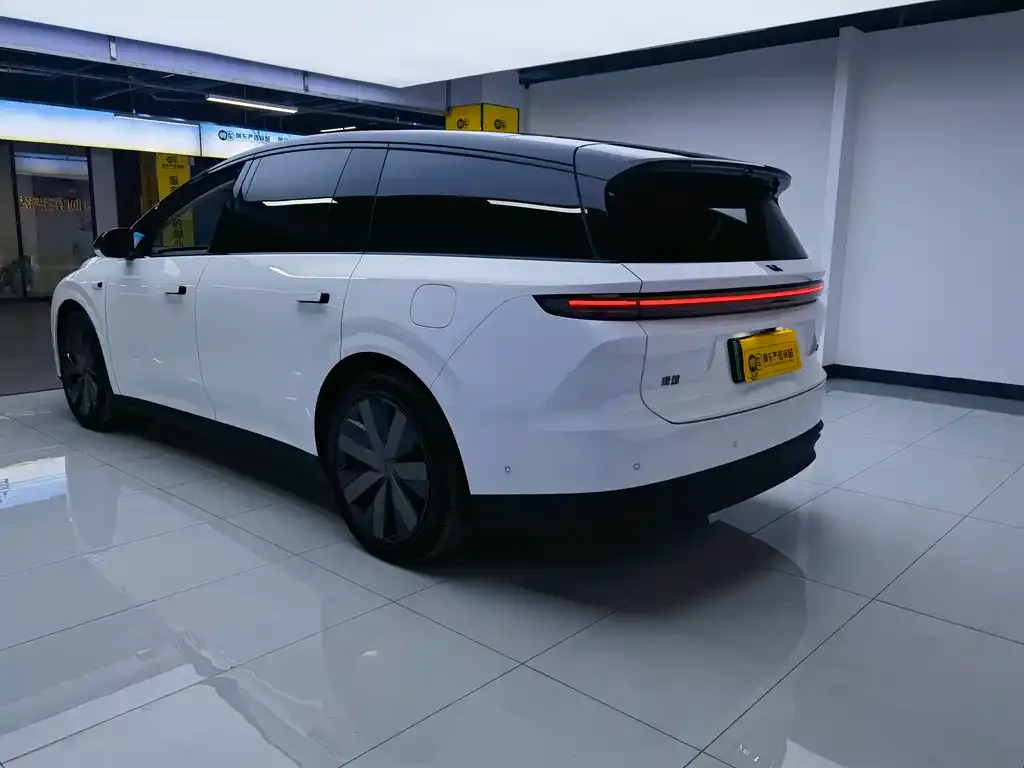 Li Auto i8 2025 из CN, фото 3