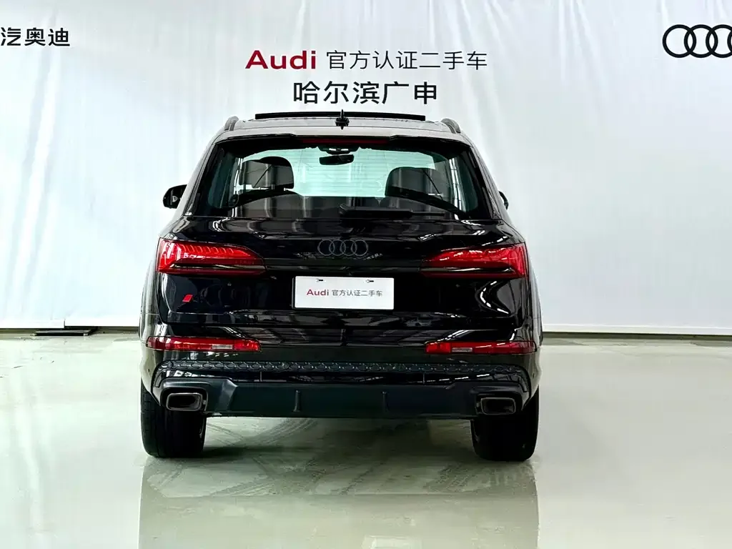 Audi Q7 2024 из CN, фото 3