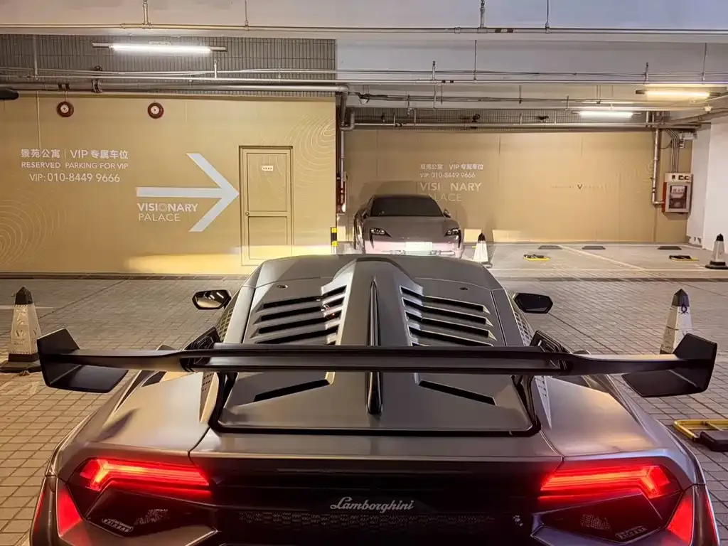 Lamborghini Huracan 2022 из CN, фото 5