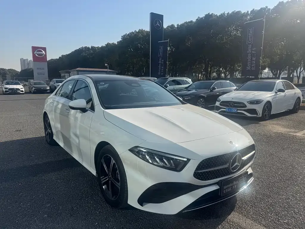 Mercedes-Benz A-Class 2023 из CN, фото 7